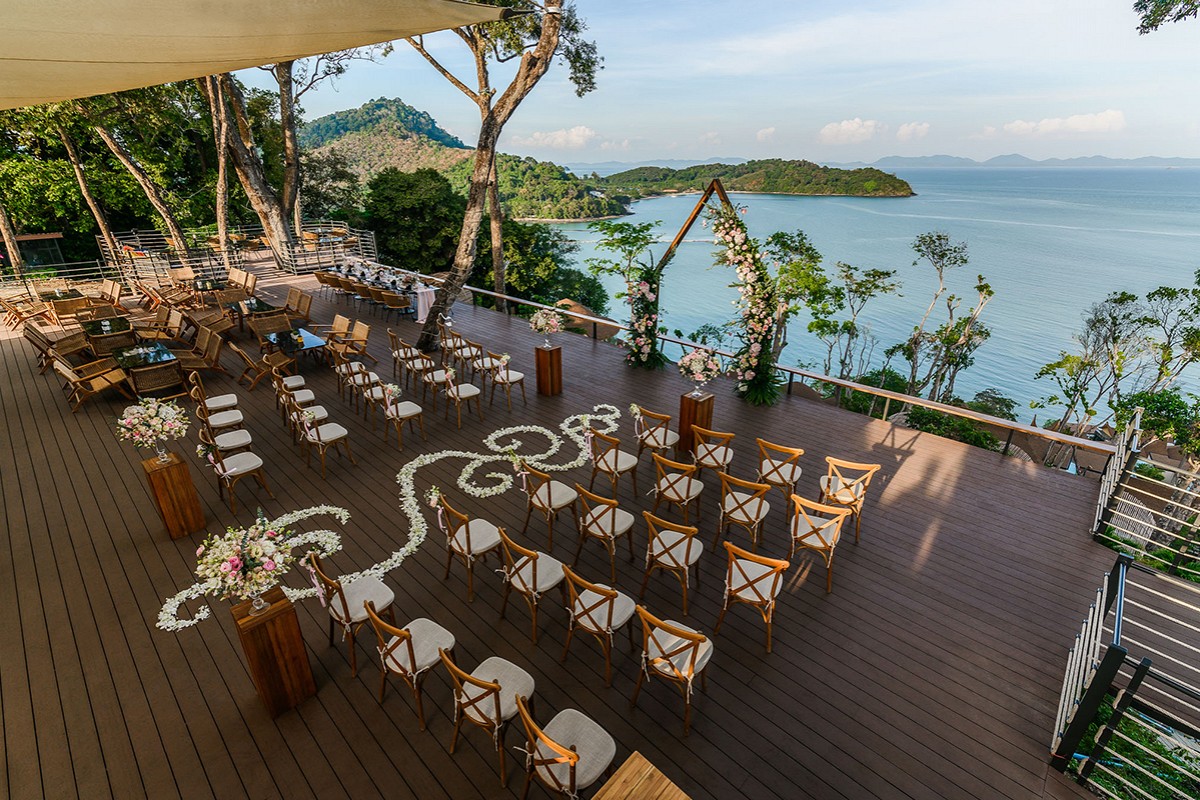  Hilltop wedding venue in phuket). Phuket